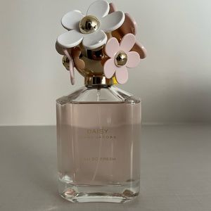 Women’s Marc Jacobs Daisy Eau So Fresh EDT, bottle 125 ml, quantity as picture